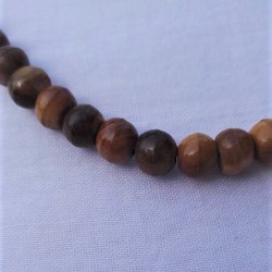 Naqshbandi Brown Tasbih – 100 Beads (6mm) with Cyprus-Style Separators