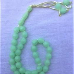 Noor LuLu Glow-in-the-Dark Tasbih – 33 Oval Beads (12mm)