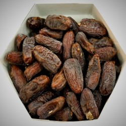 Premium Amber Dates from Madina – 1 Kilogram (Sunnah Khajoor)