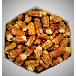 Saqee Dates of Madina – 1kg Premium Quality
