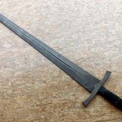 NS-115 CUSTOM HANDMADE 48 Inches Damascus Steel Beautiful Sword